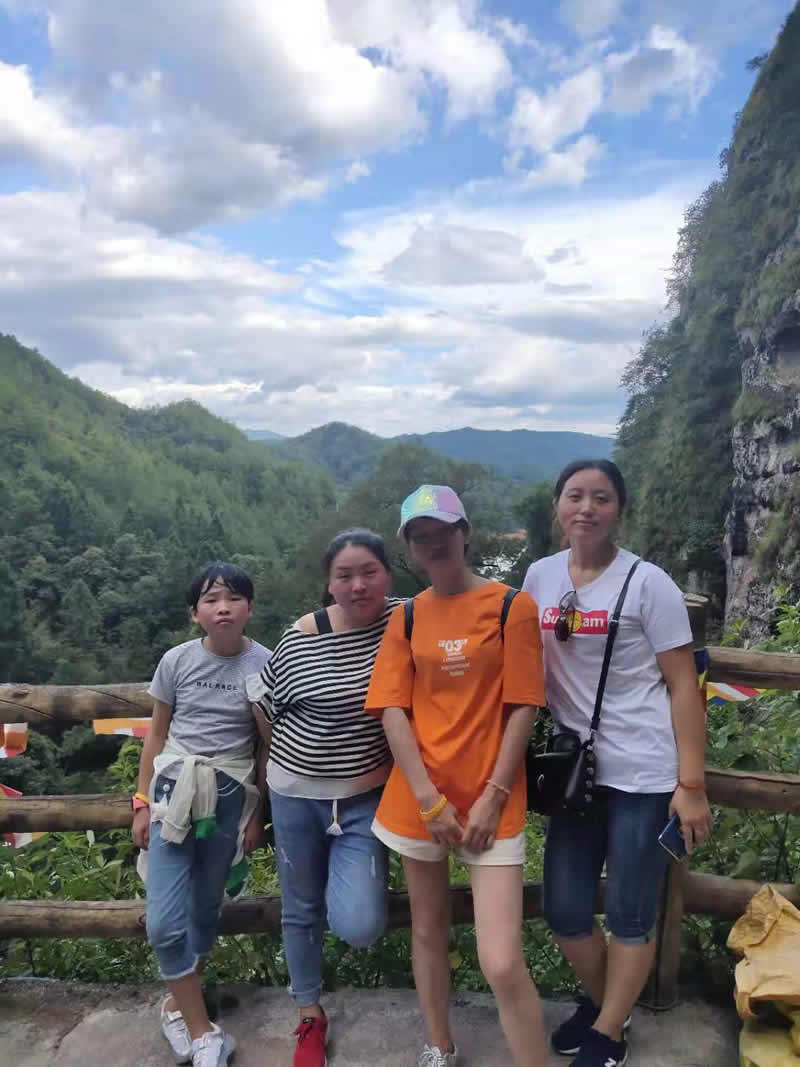 8808港澳六码彩全体员工赴泰宁大金湖旅游
